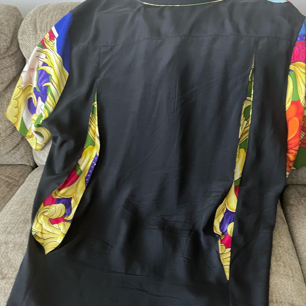 Only wore one time shirt is still brand new